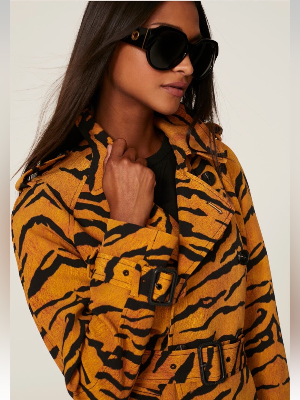 Adam Lippes Black and Gold Tiger-Print Trench Coat - Picture 5 of 10